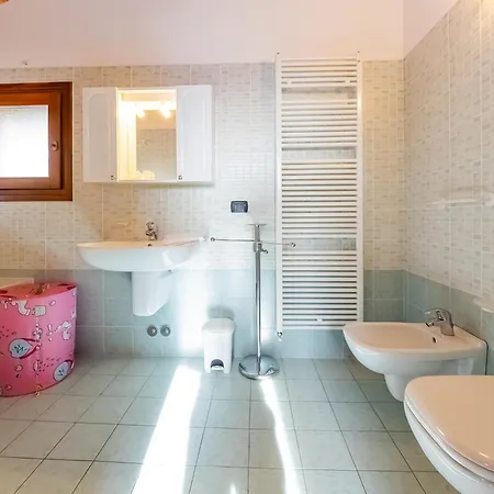 Rododendro House Relax Morbio