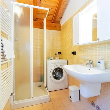 Apartament Rododendro House Relax Morbio