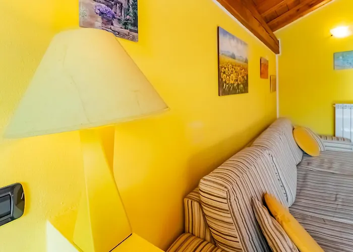 Rododendro House - Vista Lago E Relax Sul Lago Di Como شقة Morbio